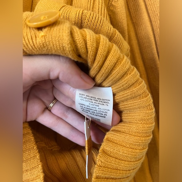 Aritzia Wilfred | Pludge front cardigan - Picture 7 of 8